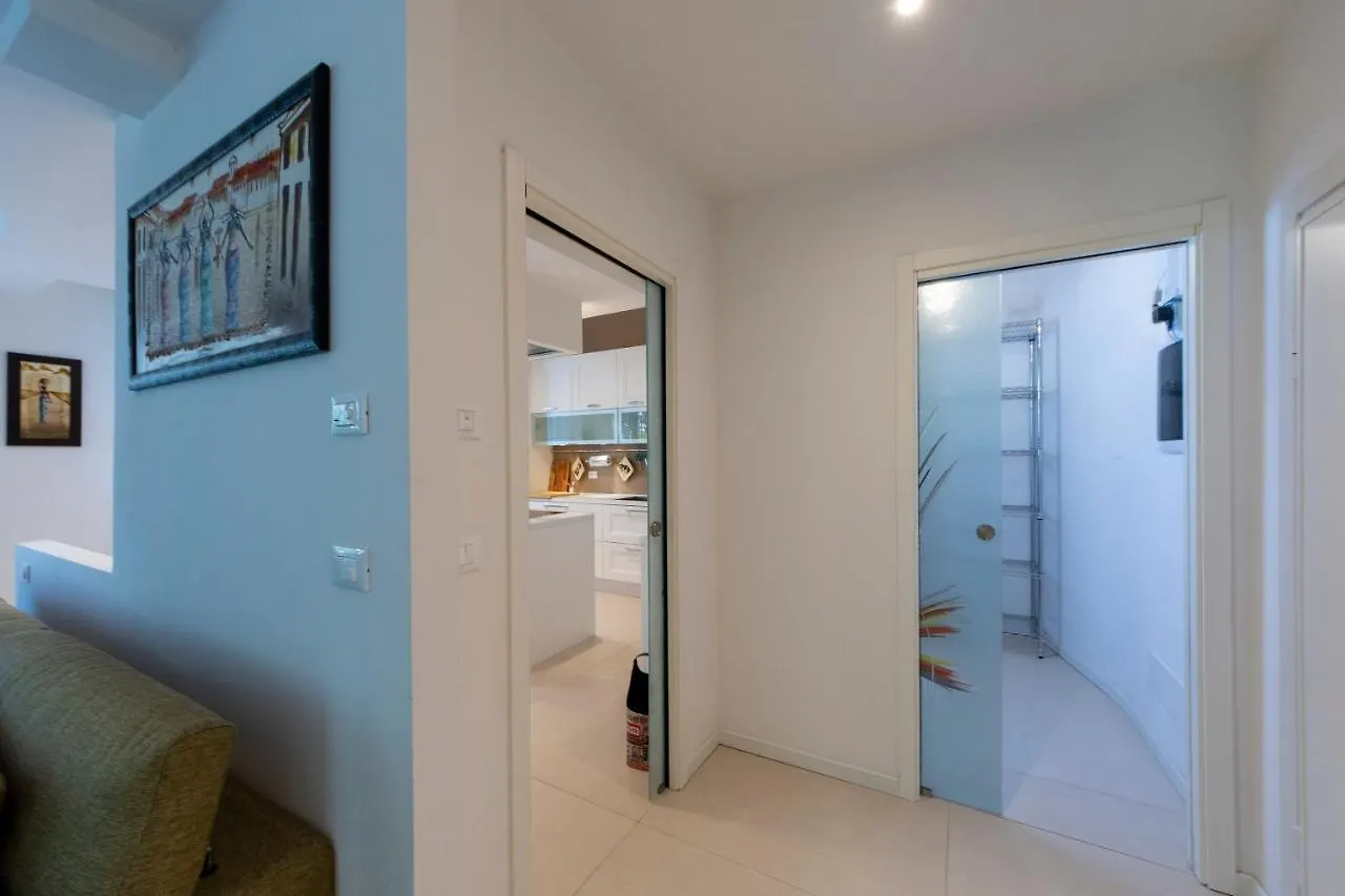 Housmart Berengario 22 Apartment Bologna