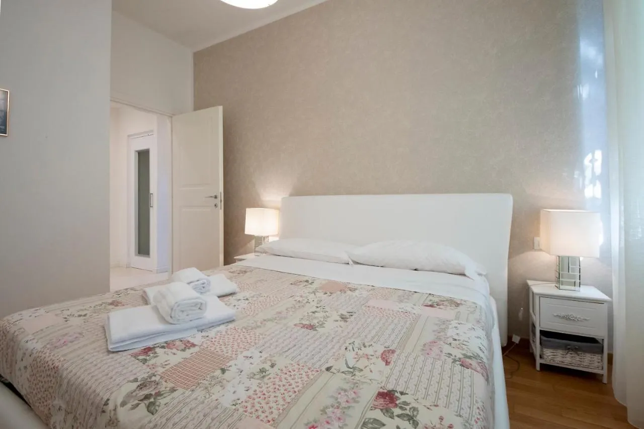 Housmart Berengario 22 Apartment Bologna
