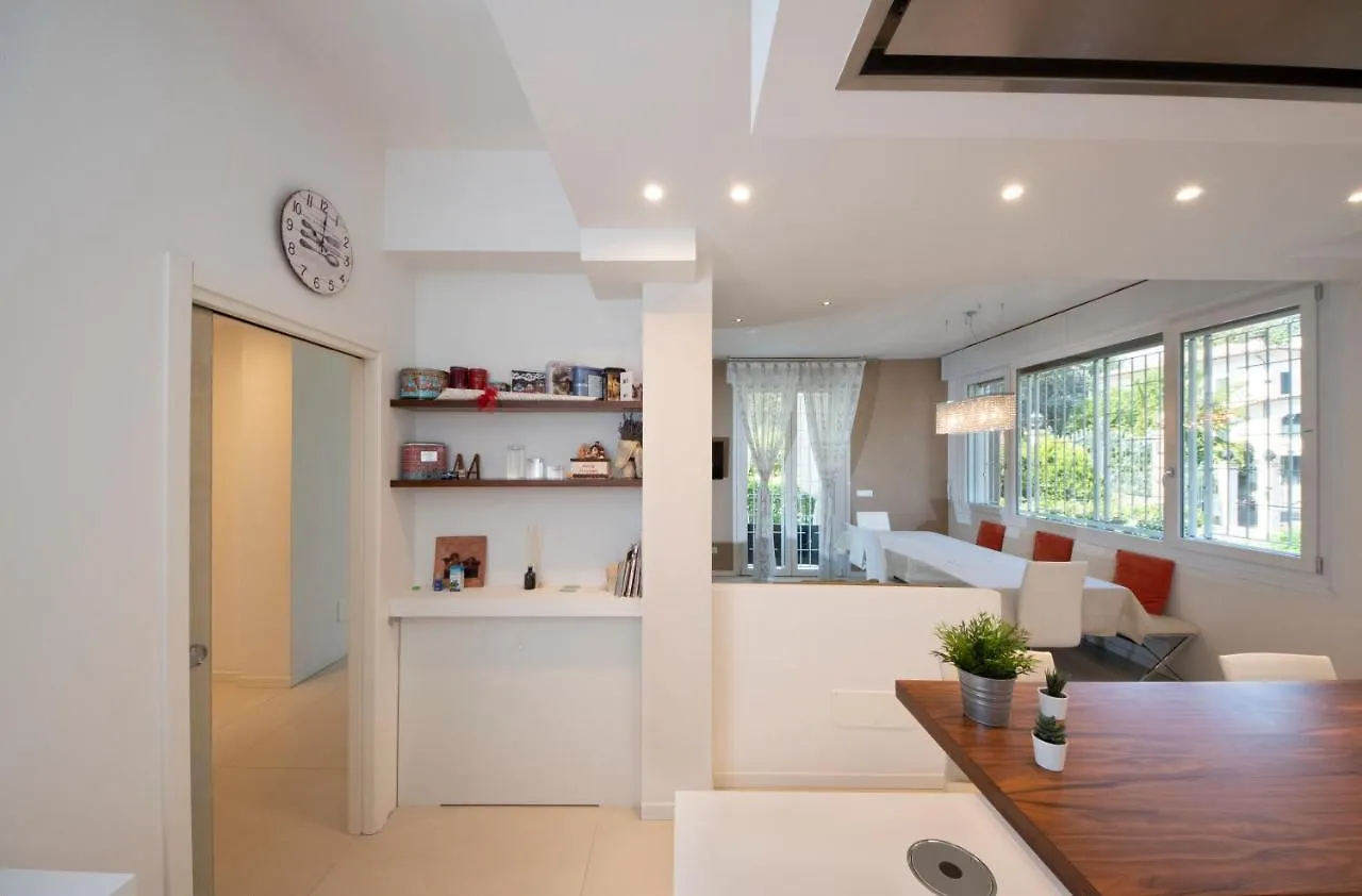 Housmart Berengario 22 Apartment Bologna